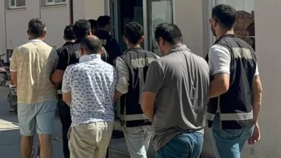 Datça açıklarında FETÖ operasyonu: Yurt dışına kaçmaya çalışan 9 şüpheli yakalandı