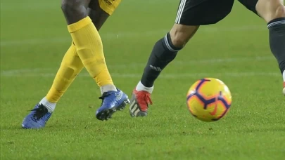 PARIS FC - STRASBOURG CANLI İZLE! Maç başladı, hangi kanalda?