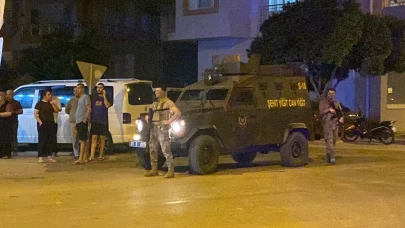 Eski eşini öldürdü, oğlunu vurup kendi canına kıydı