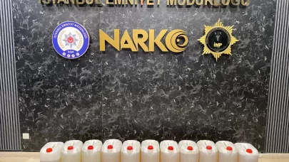 İstanbul’da Sıvı sentetik uyuşturucu sevkiyatında iki şüpheli yakalandı