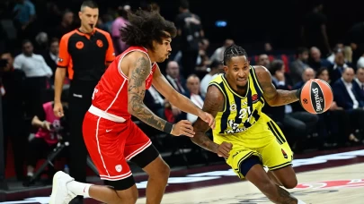 Fenerbahçe Tarfin, Olympiakos'a son çeyrekte kaybetti