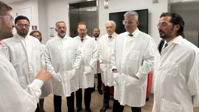 Bakan Memişoğlu ABD'de ilaç ve biyoteknoloji şirketlerini inceledi