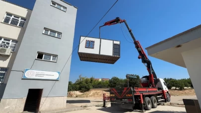 Öz kaynaklarla üretilen konteyner derslikler hizmete sunuldu!