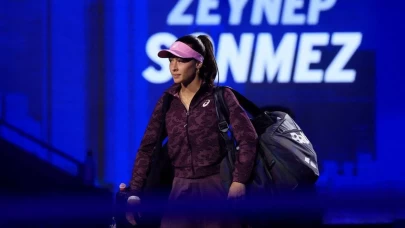 Zeynep Sönmez'den ABD Açık'ta galibiyet
