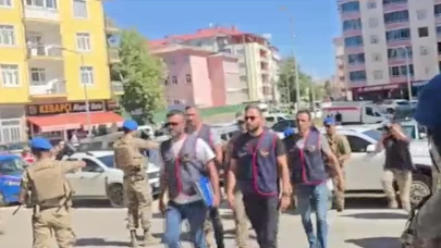 Elazığ'da yanan evde ölü bulunan çiftin soruşturmasında 1 şüpheli adliyeye sevk edildi