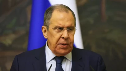 Lavrov’dan Batı’ya sert mesaj: “Rusya’ya karşı savaş hazırlığı yapıyorlar”