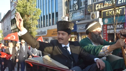 Tarihi gün yeniden yaşandı: Atatürk'ün Sivas'a gelişi canlandırıldı