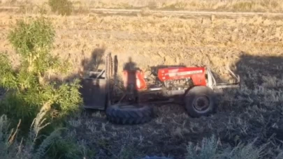 Çorum'da minibüs traktöre çarptı