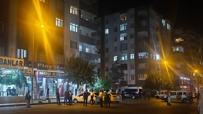 Diyarbakır'da otomobilden silahlı saldırı! 3 yaralı, 5 noktada hasar