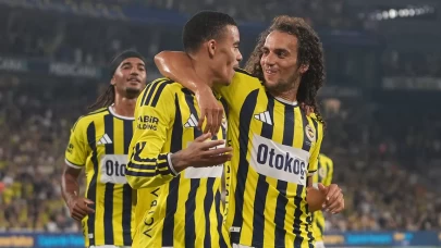 Fenerbahçe, Süper Lig'de Eyüpspor'u konuk ediyor