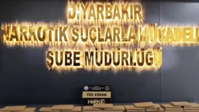 Diyarbakır'da uyuşturucu operasyonu! Araçtan kilolarca esrar çıktı