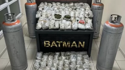 Batman’da sanayi tüplerine gizlenmiş uyuşturucu ele geçirildi