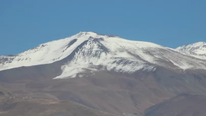 Erzincan’da mevsimin ilk karı yağdı