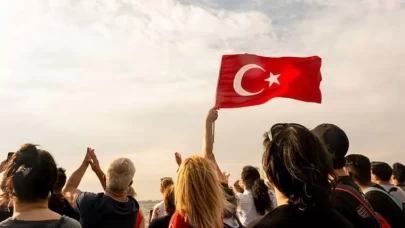 29 Ekim 2026 resmi tatil mi, hangi güne denk geliyor? 28 Ekim yarım gün mü, okullar tatil olacak mı?