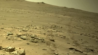 Mars’ta tarihi rekor! NASA’nın keşif aracı sınırları aştı