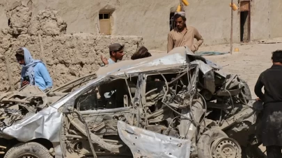 Pakistan'dan Afganistan'a hava saldırısı: 10 kişi öldü!