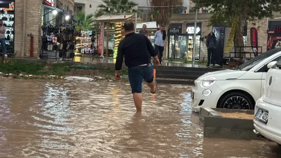 Şiddetli yağış Adıyaman'ı vurdu