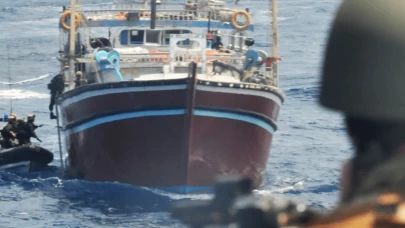 Hürmüz Boğazı’nda deniz güvenliği alarmı