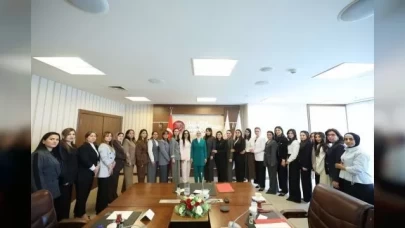 Bakan Göktaş, Azerbaycanlı şehit eşleriyle Türkiye Kardeşlik Buluşması'nda buluştu