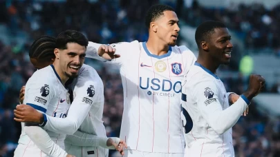 Chelsea, Everton'ı Pedro Neto'nun golleriyle geçti!