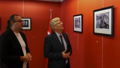 İzmir'de 'Gazze'de Bir Gün' fotoğraf sergisi ziyarete açıldı