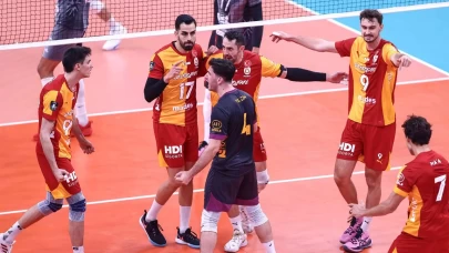 Bakan Bak'tan Galatasaray'a tebrik