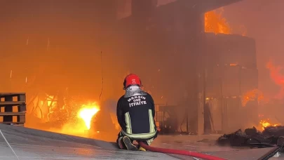 Mersin'de tütün ve makaron tesisinde yangın!
