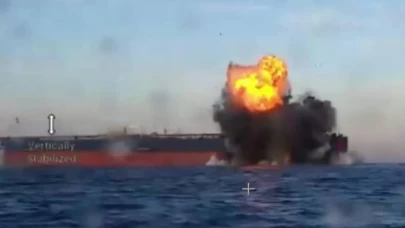 Kiev’de köprü ve askeri 2 gemi vuruldu