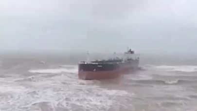 Sarıyer açıklarında sürüklenen gemi karaya oturdu