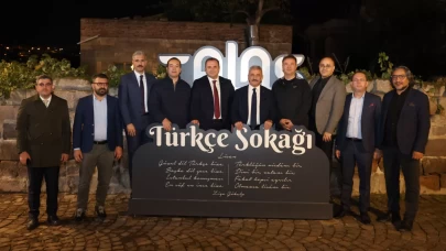 TÜRKSOY heyeti Talas’taki Türkçe Sokağı’na hayran kaldı