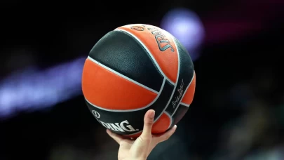 Fenerbahçe, Partizan karşısında beşinci galibiyetini arıyor