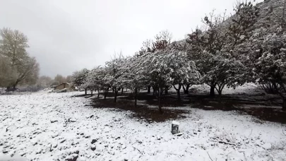 Antalya'ya mevsimin ilk karı erken düştü!