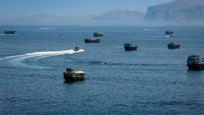 Hürmüz Boğazı'nda tanker saldırısı: İran'dan deniz trafiğine güvenlik uyarısı geldi