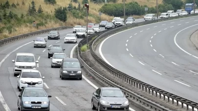 Otoyollarda hız sınırı düşüyor mu? 130 km sınırı kalktı mı, hız sınırı kaç oldu?