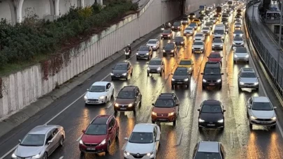 İzmir-Çeşme Otoyolu gece trafiğe kapatılacak!