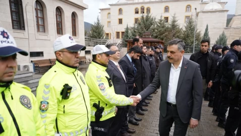Bakan Çiftçi, Kızılcahamam İlçe Emniyet Müdürlüğü’nü ziyaret etti