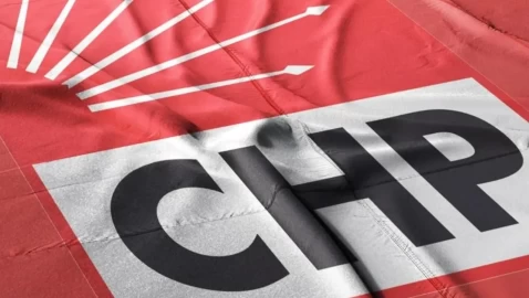 CHP’de 7 il başkanı görevden alındı