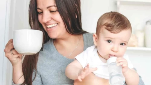 Bir yudumla sütü artıran, uykusuzluğu hafifleten doğal çay tarifi