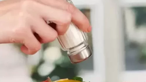 Yemeğin tuzu fazla kaçtıysa ne yapmalı?