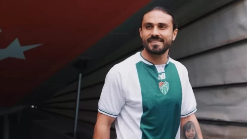 Bursaspor ilk transferini açıkladı: Halil Akbunar