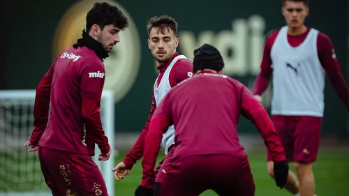 Galatasaray, Antalyaspor maçı hazırlıklarına başladı