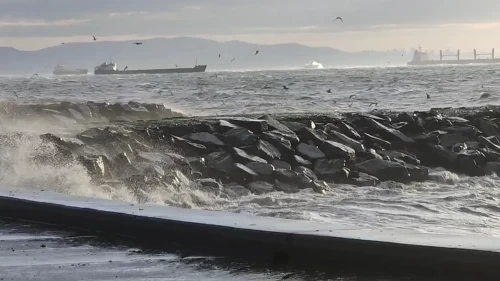 İstanbul’da fırtına ulaşımı vurdu: Vapur seferleri iptal!