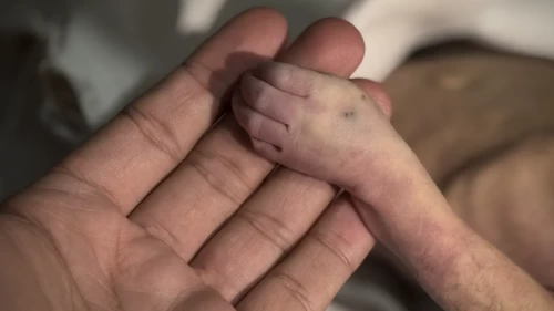 Gazze'de soğuktan 1 aylık bebek hayatını kaybetti!