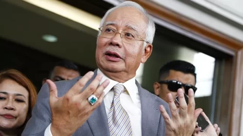 Eski Başbakan 25 dosyada suçlu bulundu