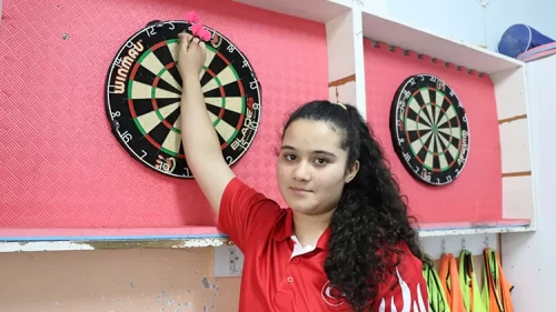 Zehra Gemi'den Dart Dünya Şampiyonası’nda altın madalya