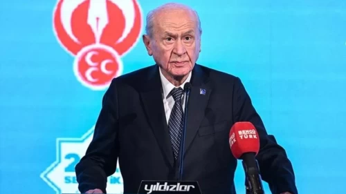 Siyaset ve Liderlik Okulu 22. dönem mezunlarını verdi! Lider Bahçeli: Bizler birer mum yaktık, meşale gibi yanma sırası sizde