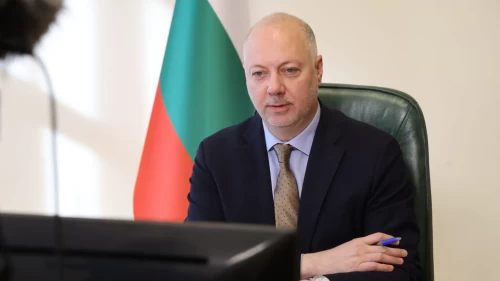 Bulgaristan Başbakanı Jelyazkov, güven oylaması öncesi istifa etti