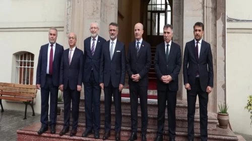 YÖK’ten üniversiteler için 3 yıllık mezuniyet modeli: '8 sömestr 3 yıla inebilecek'