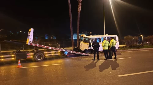 Antalya’da minibüs kazası