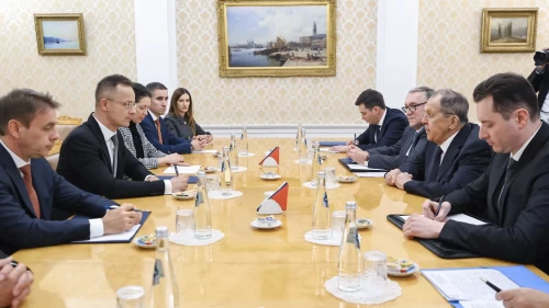 Rusya ve Macaristan Dışişleri Bakanları Moskova’da bir araya geldi